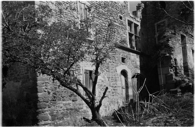 Maisons anciennes en pierre