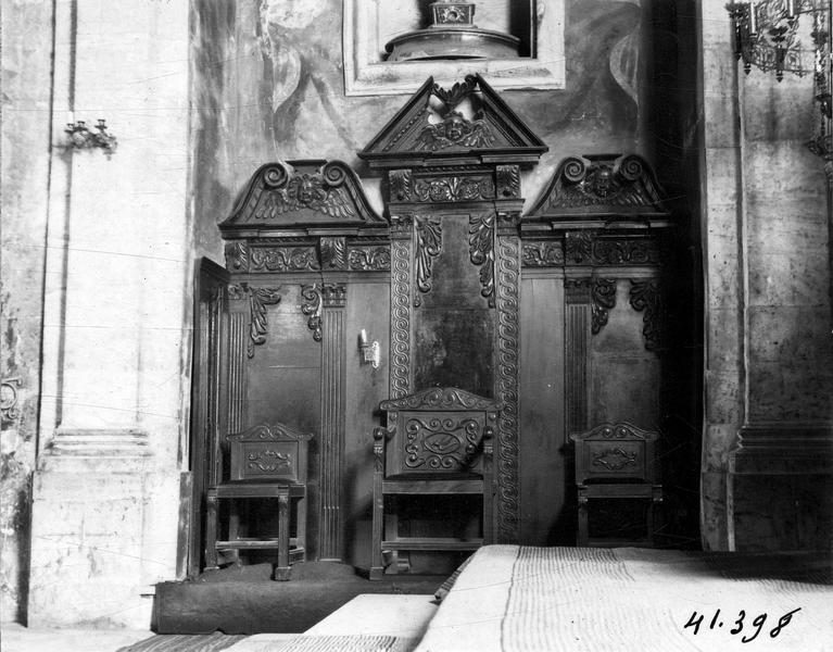 trône épiscopal, vue générale - © Ministère de la Culture (France), Médiathèque du patrimoine et de la photographie (objets mobiliers), tous droits réservés