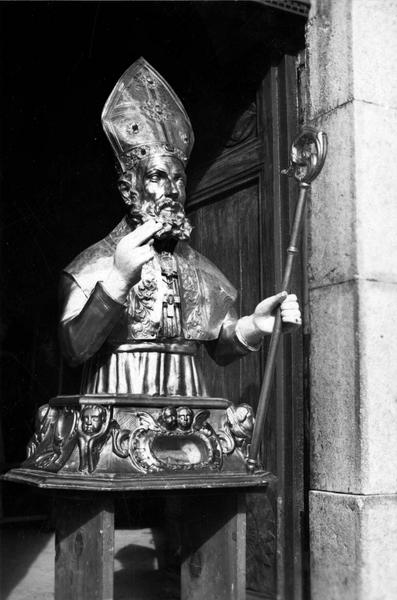 buste-reliquaire : saint Julien, vue générale