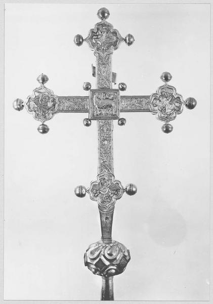 croix de procession : revers - © Ministère de la Culture (France), Médiathèque du patrimoine et de la photographie (objets mobiliers), tous droits réservés