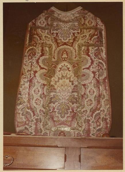 chasuble - © Ministère de la Culture (France), Médiathèque du patrimoine et de la photographie (objets mobiliers), tous droits réservés