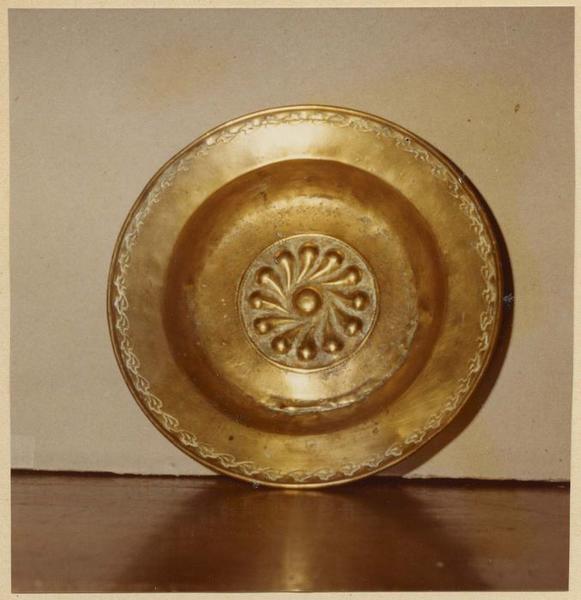 plat de quête - © Ministère de la Culture (France), Médiathèque du patrimoine et de la photographie (objets mobiliers), tous droits réservés