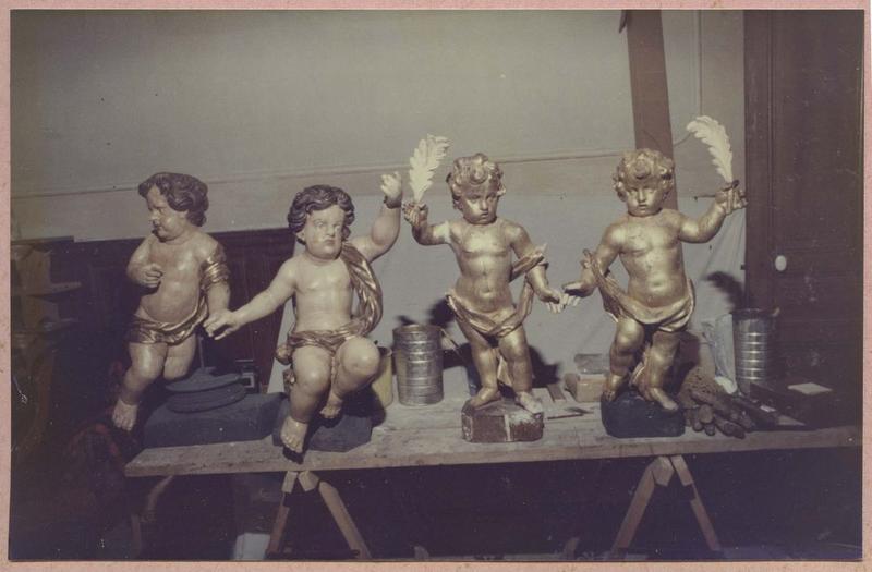 orgue de tribune : buffet d'orgue : restauration des putti