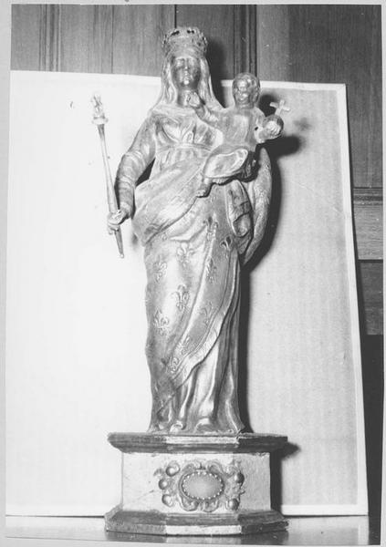 statue : Vierge à l'Enfant