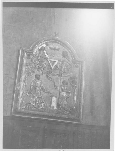 bas-relief : saint François-de-Sales et sainte Barbe - © Ministère de la Culture (France), Médiathèque du patrimoine et de la photographie (objets mobiliers), tous droits réservés