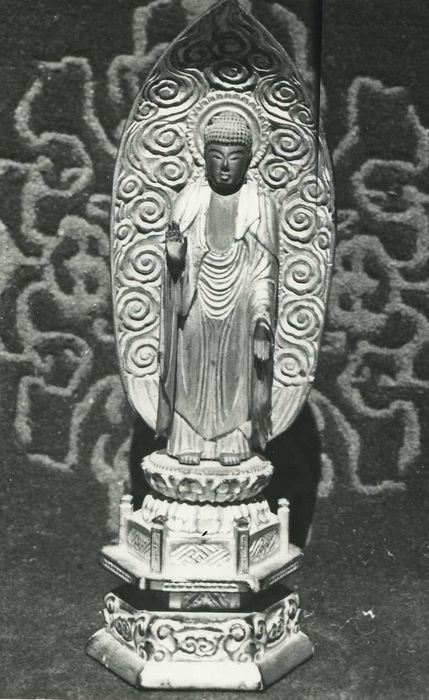 statuette : Bouddha (Japon), vue générale - © Ministère de la Culture (France), Médiathèque du patrimoine et de la photographie, diffusion RMN-GP