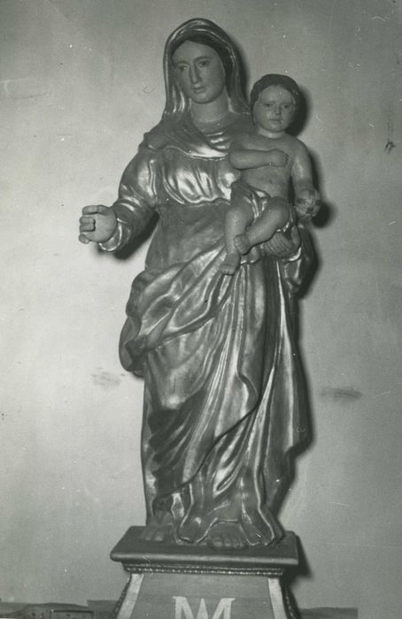 statue : Vierge à l'Enfant, vue générale