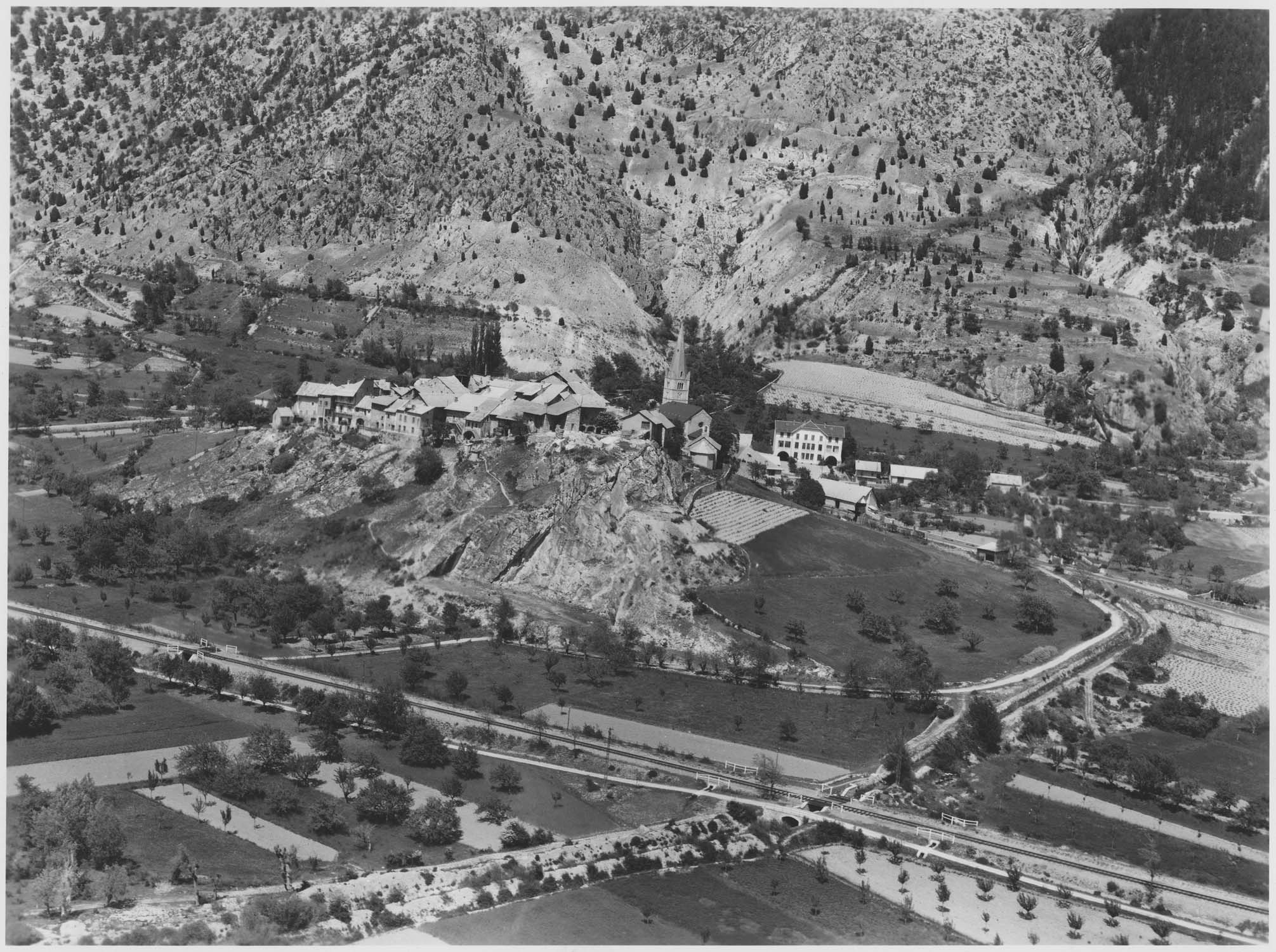 Le village avec l’église