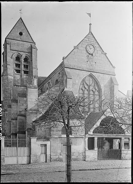 Façade ouest avec clocher