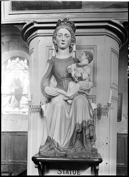 Statue : Vierge à l'Enfant