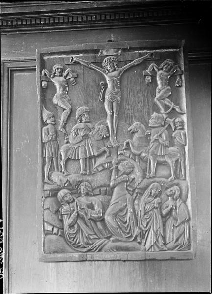 Bas-relief : crucifixion - © Ministère de la Culture (France), Médiathèque du patrimoine et de la photographie, diffusion RMN-GP