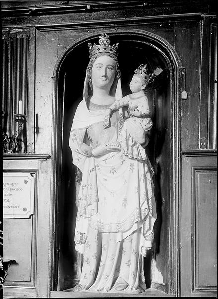 Statue : Vierge à l'Enfant - © Ministère de la Culture (France), Médiathèque du patrimoine et de la photographie, diffusion RMN-GP