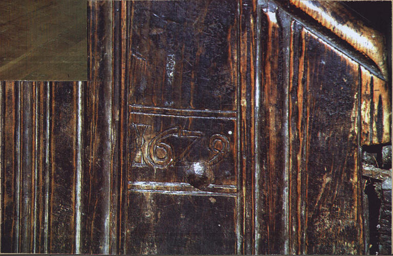 banc, détail de la date - © Ministère de la Culture (France), Médiathèque du patrimoine et de la photographie (objets mobiliers), tous droits réservés