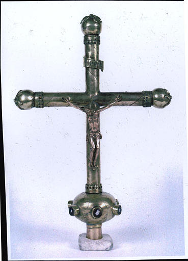 croix de procession, revers - © Ministère de la Culture (France), Médiathèque du patrimoine et de la photographie (objets mobiliers), tous droits réservés