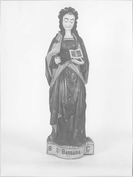 statue : sainte Barbe, vue générale