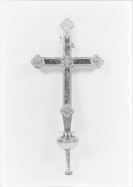 croix de procession, vue générale