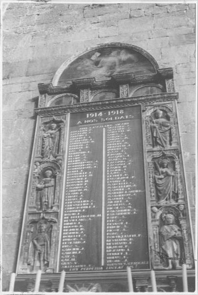 retable de la chapelle des âmes du purgatoire, intégré au monument commémoratif des morts de la guerre de 1914-1918, vue générale