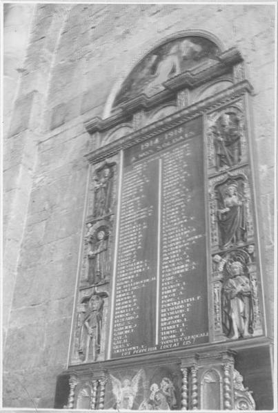 retable de la chapelle des âmes du purgatoire, intégré au monument commémoratif des morts de la guerre de 1914-1918, vue partielle