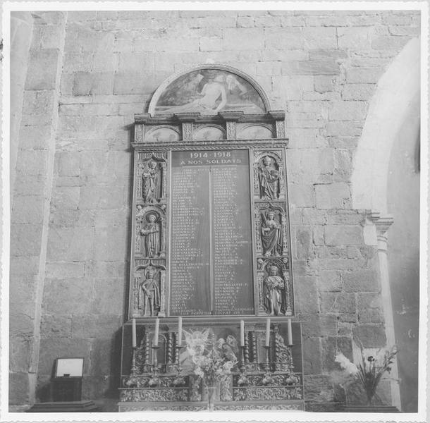 retable de la chapelle des âmes du purgatoire, intégré au monument commémoratif des morts de la guerre de 1914-1918, vue générale