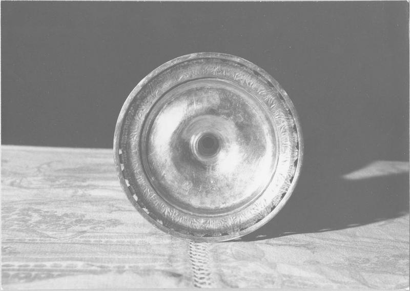 ciboire, détail du revers du pied - © Ministère de la Culture (France), Médiathèque du patrimoine et de la photographie (objets mobiliers), tous droits réservés