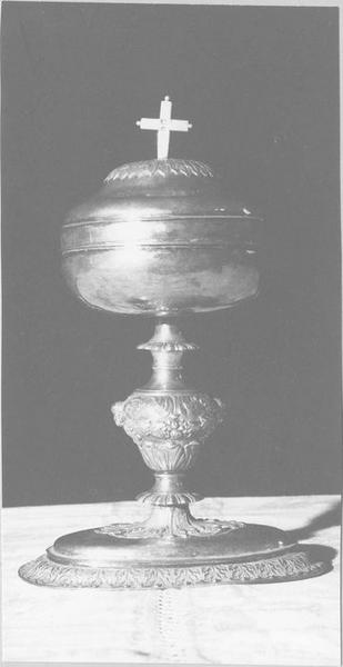 ciboire, vue générale - © Ministère de la Culture (France), Médiathèque du patrimoine et de la photographie (objets mobiliers), tous droits réservés