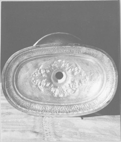 ciboire, détail du revers du pied - © Ministère de la Culture (France), Médiathèque du patrimoine et de la photographie (objets mobiliers), tous droits réservés