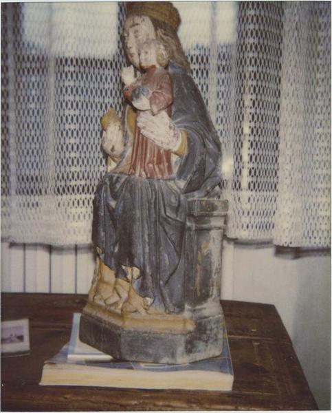 statuette : Vierge à l'Enfant, vue générale - © Ministère de la Culture (France), Médiathèque du patrimoine et de la photographie (objets mobiliers), tous droits réservés