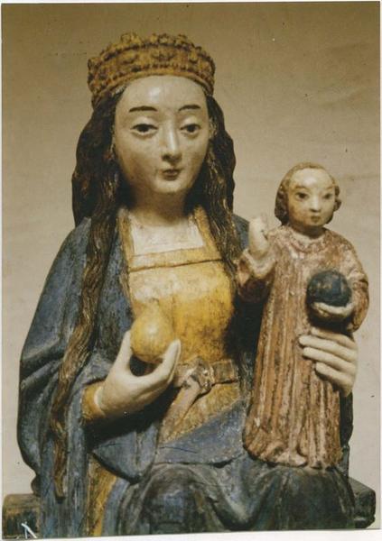 statuette : Vierge à l'Enfant, vue partielle - © Ministère de la Culture (France), Médiathèque du patrimoine et de la photographie (objets mobiliers), tous droits réservés