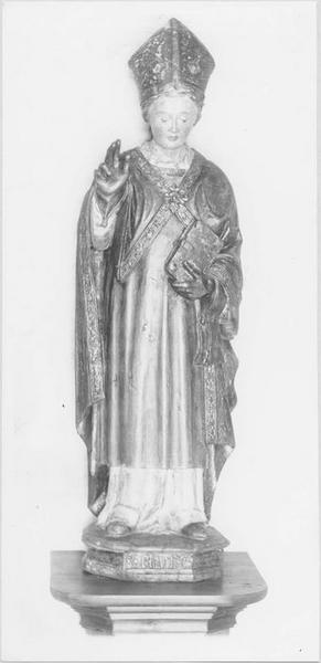 Statue : saint évêque