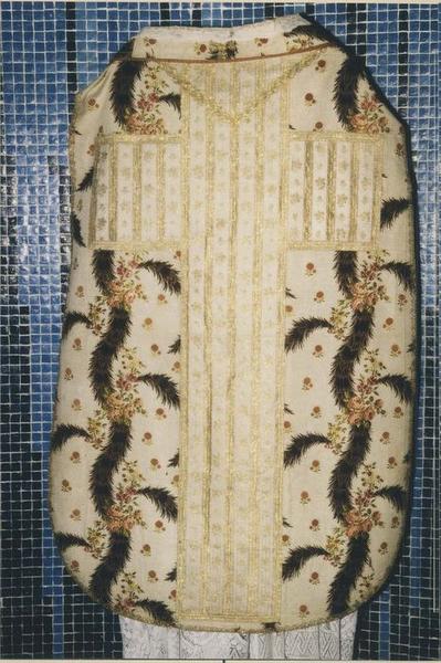 chasuble, vue générale - © Ministère de la Culture (France), Médiathèque du patrimoine et de la photographie (objets mobiliers), tous droits réservés