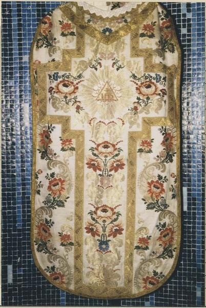 chasuble, vue générale - © Ministère de la Culture (France), Médiathèque du patrimoine et de la photographie (objets mobiliers), tous droits réservés