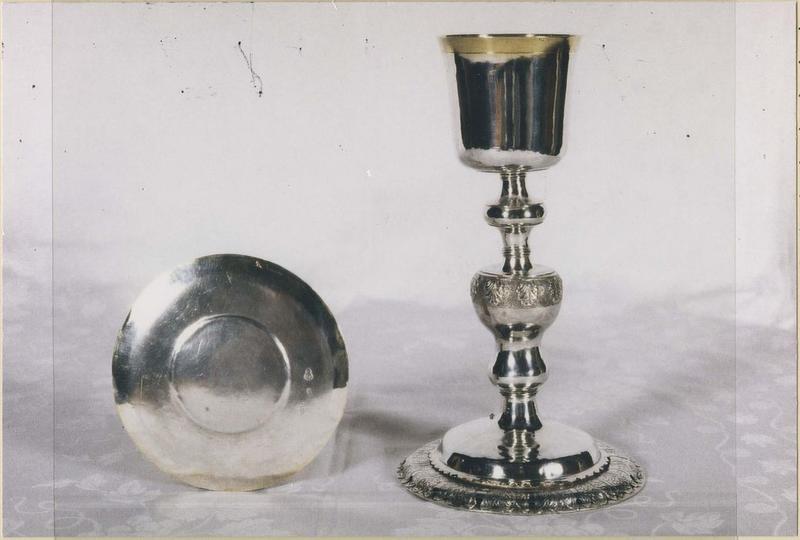 calice, patène, vue générale - © Ministère de la Culture (France), Médiathèque du patrimoine et de la photographie (objets mobiliers), tous droits réservés