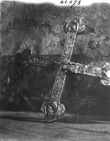 croix de procession, vue générale