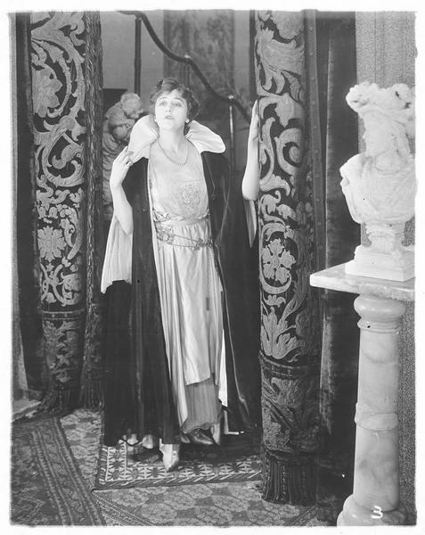 Henrietta Downs (V. Pearson)