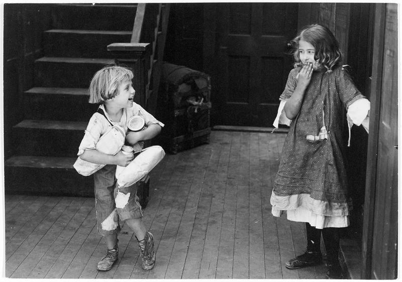 Dorothea (C. de Rue) et Joe (G. Stone)