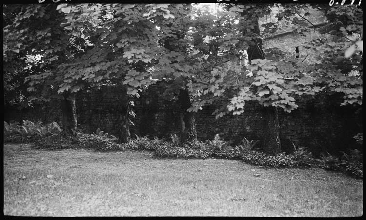 Jardins et mur d’enceinte