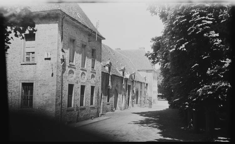 Façade des communs, vue perspective