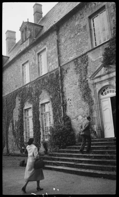 Escalier d’entrée du logis