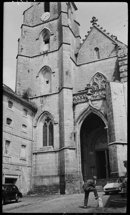 Eglise abbatiale : façade ouest