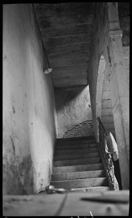 Donjon, escalier