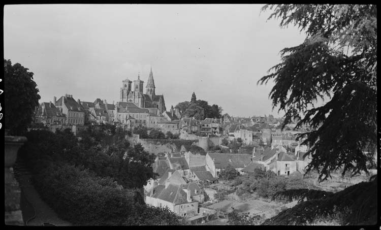 Église vue des remparts de la villes