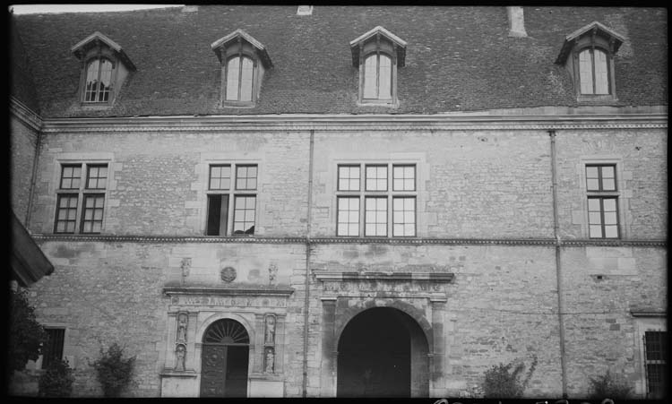 Façade sur cour