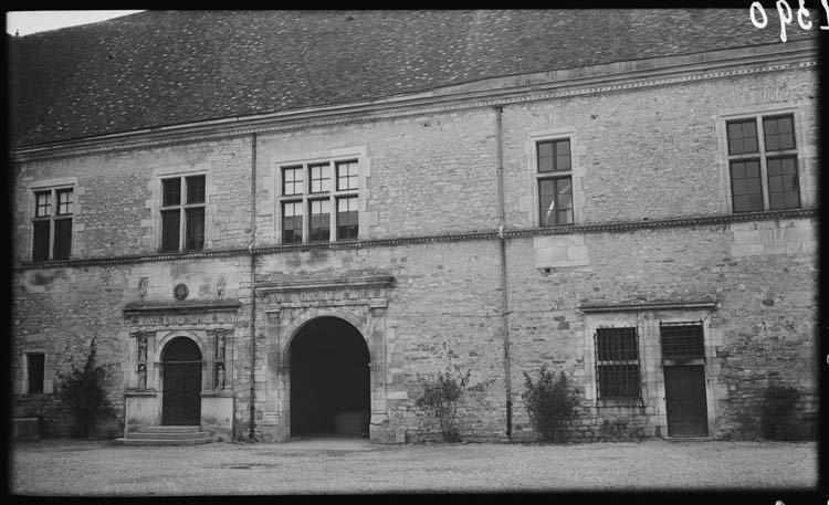 Façade sur cour