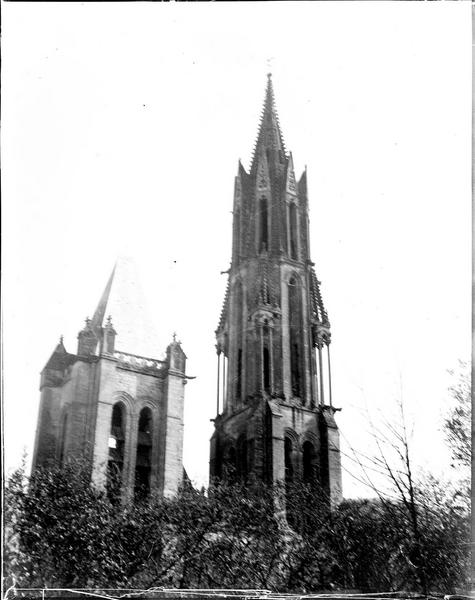 Partie supérieure des tours