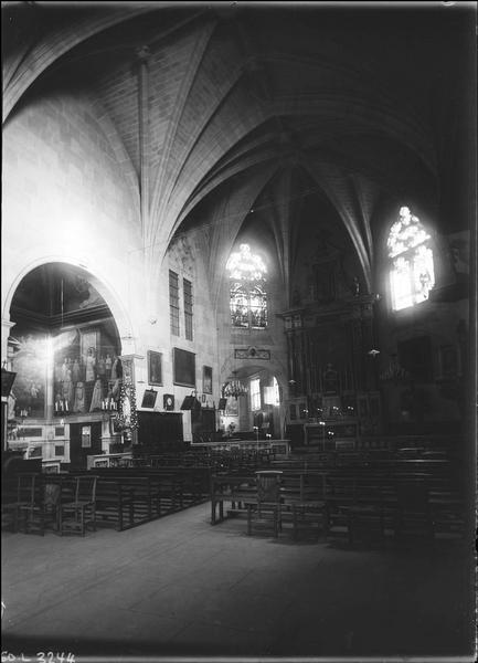 Croisée du transept, angle nord-est