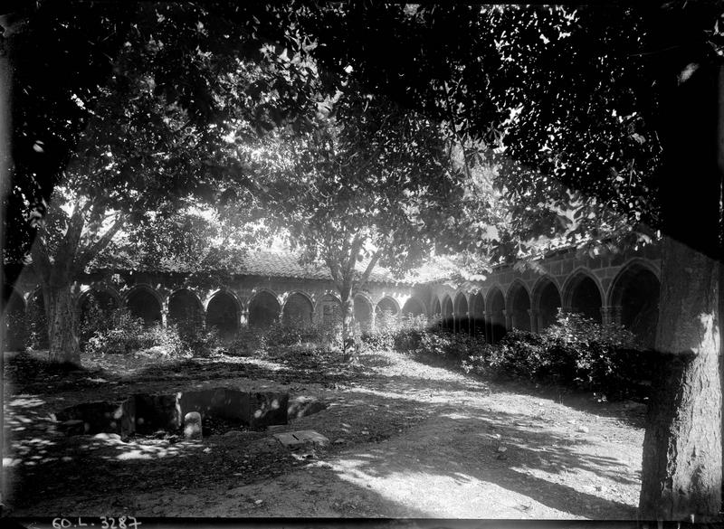 Cloître