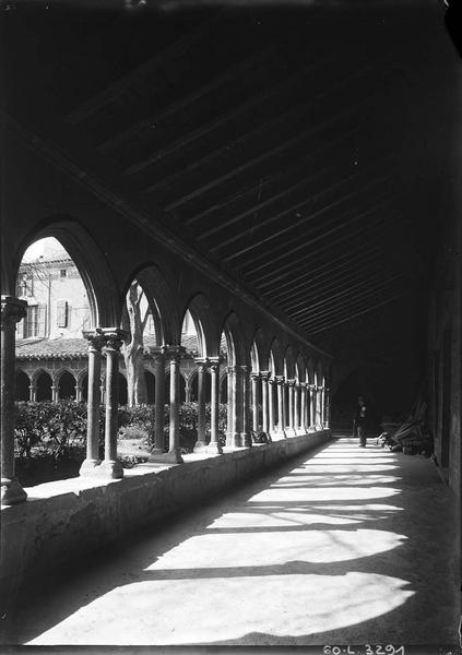 Cloître