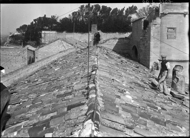 Toiture après l'ouragan du 28 février 1929