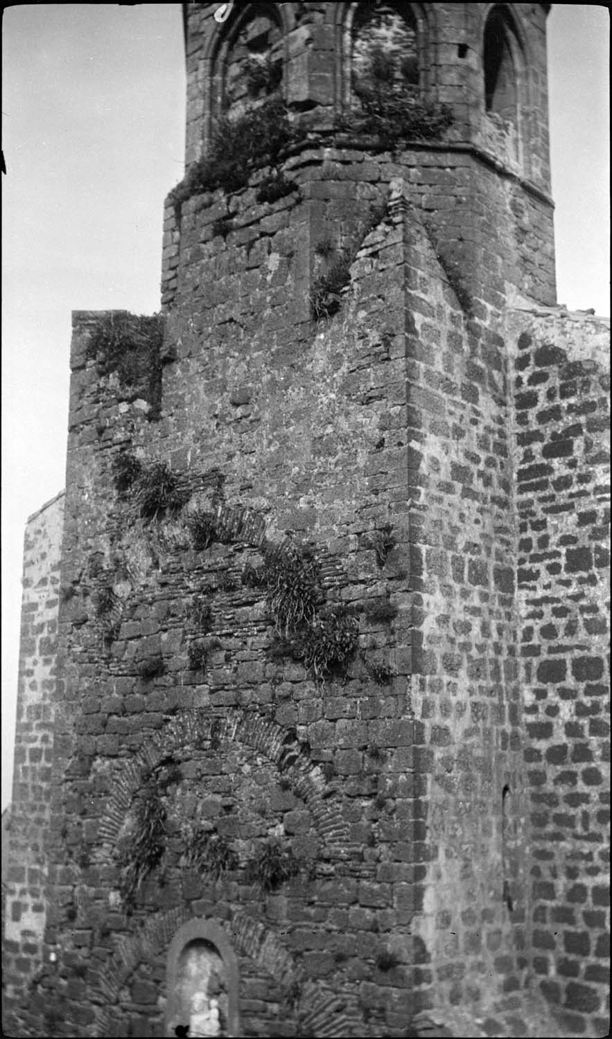 Façade ouest, partie médiane