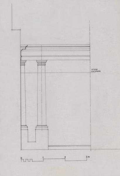 Salle à la colonne : élévation sur colonnes.